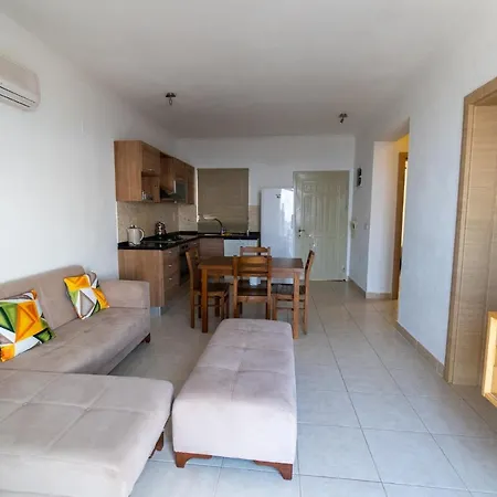 Grand Sea View Aparts Apartment *