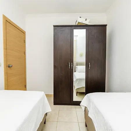Grand Sea View Aparts Apartment